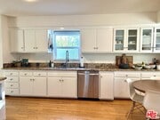 Photo - 1107 S Bundy Dr