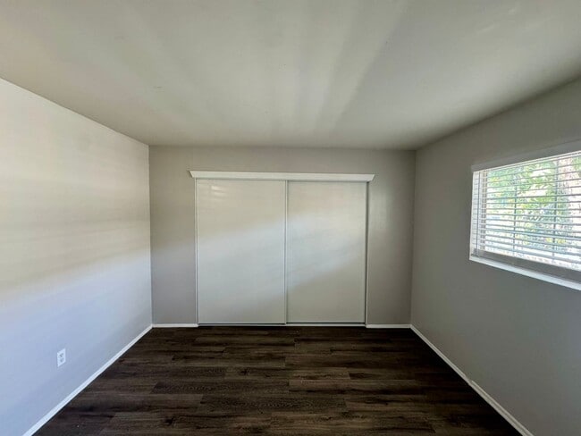 Photo - 17392 Queens Ln Unit 3