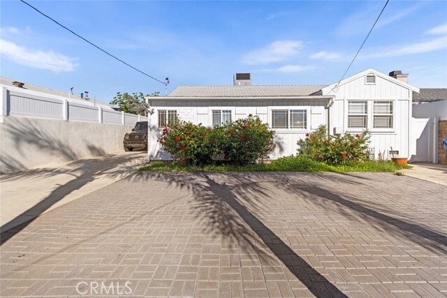 Photo - 10717 Cantara St