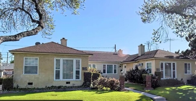 Building Photo - S-1216 -1222 West Victory Boulevard Unit 1222