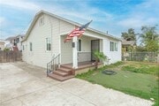 Photo - 2060 Orange Ave House