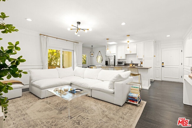 Photo - 844 16th St Unit 5