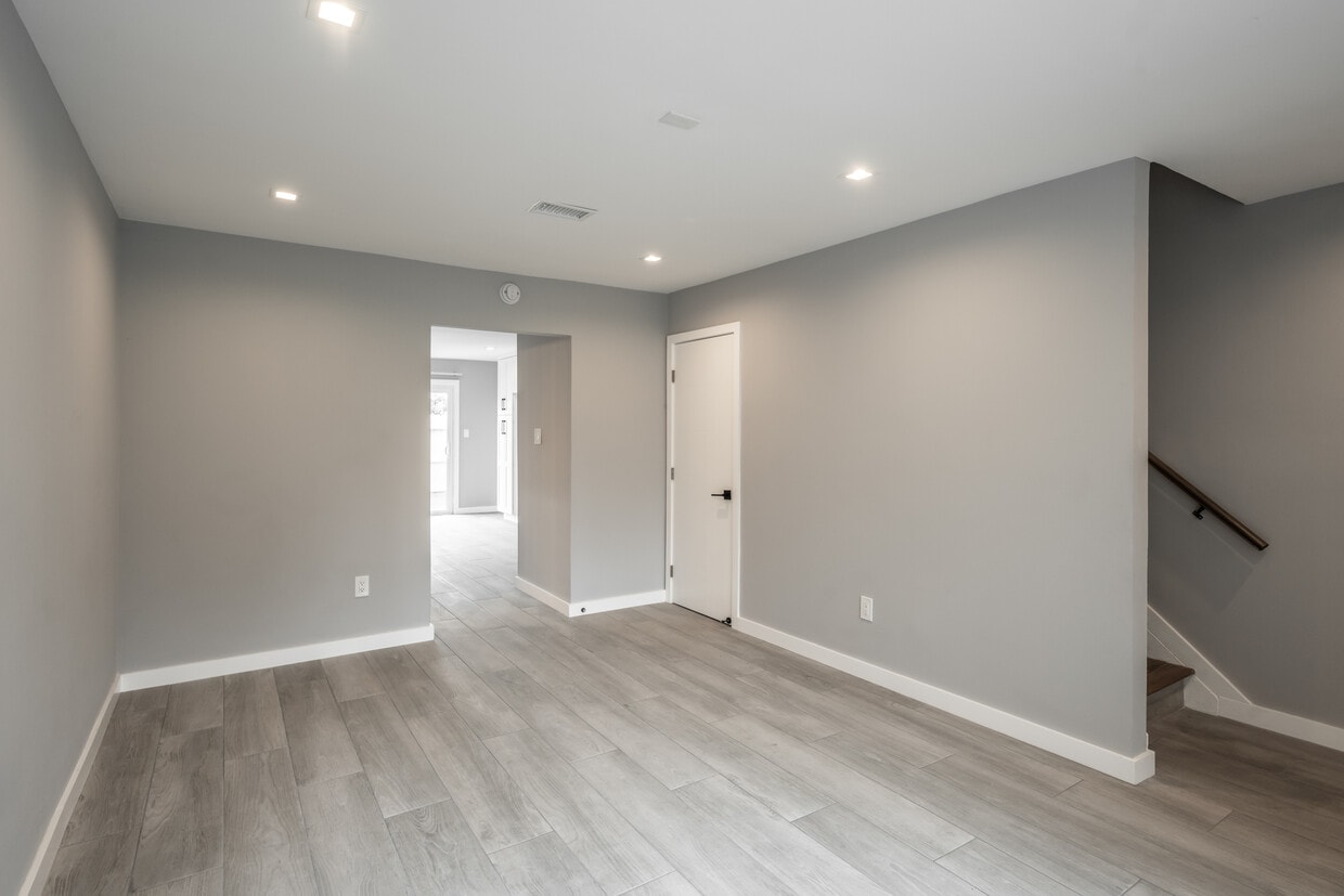 3D Tour - Orangefair Village