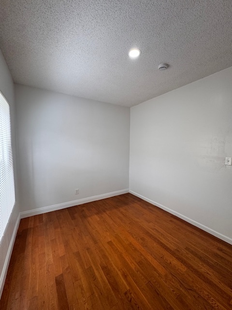 Photo - 1434 W 22nd St