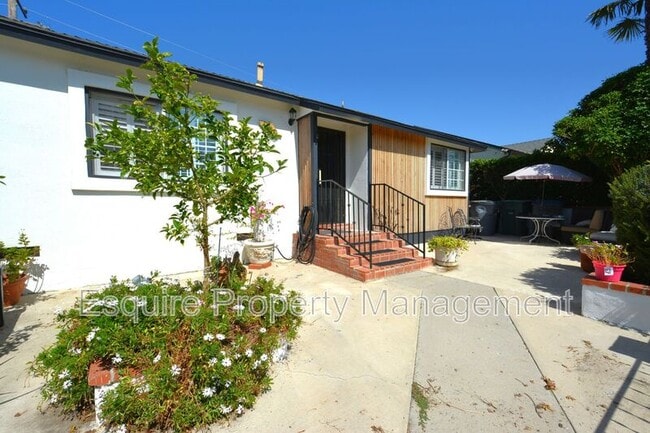 Photo - 165 Wilson Ave