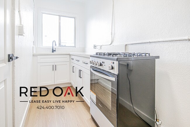 Photo - 719 Heliotrope Dr Unit 105