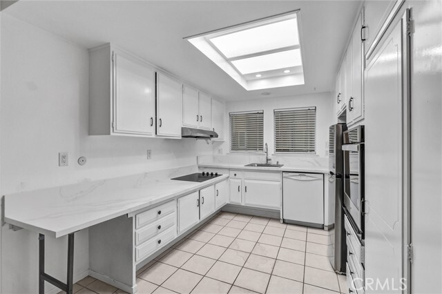 Photo - 2329 Via Mariposa W Unit O