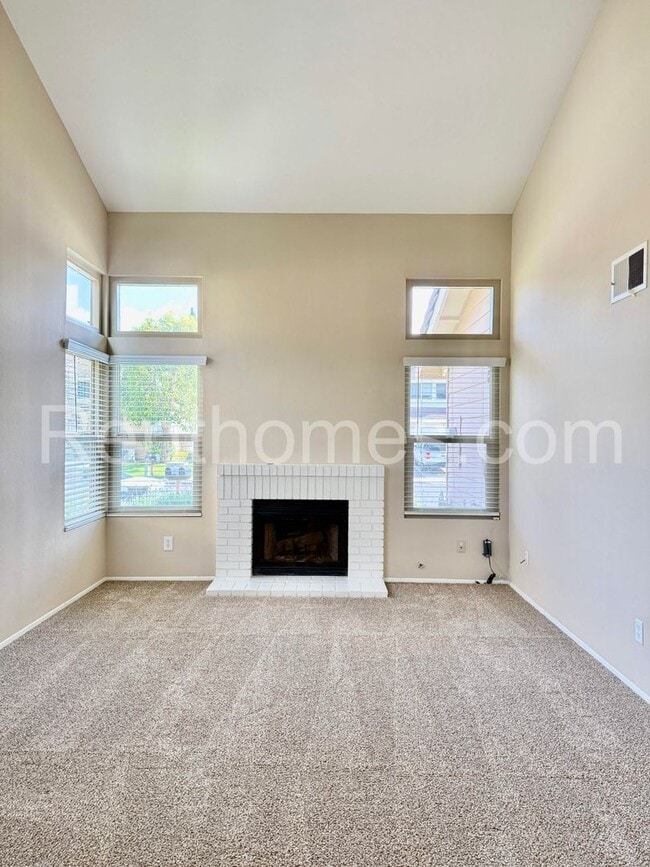 Photo - 13534 Longfellow Ln