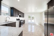Photo - 1130 Crocker St