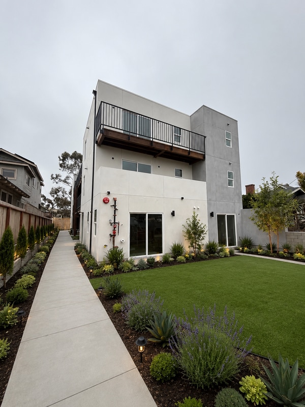 Building Photo - 1259 Lincoln Ave Unit Apt #302
