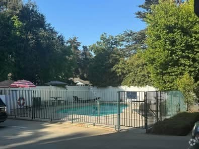 Building Photo - 634 W Sierra Madre Blvd Rental