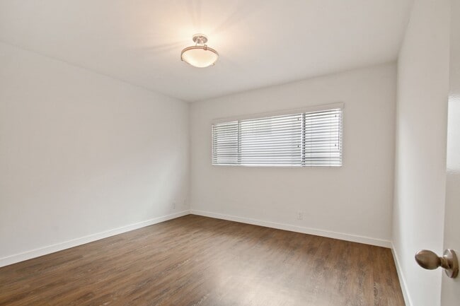 Photo - 1043 5th St Unit 03