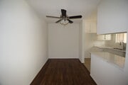 Photo - 15033 Burbank Blvd Apartment Unit 02