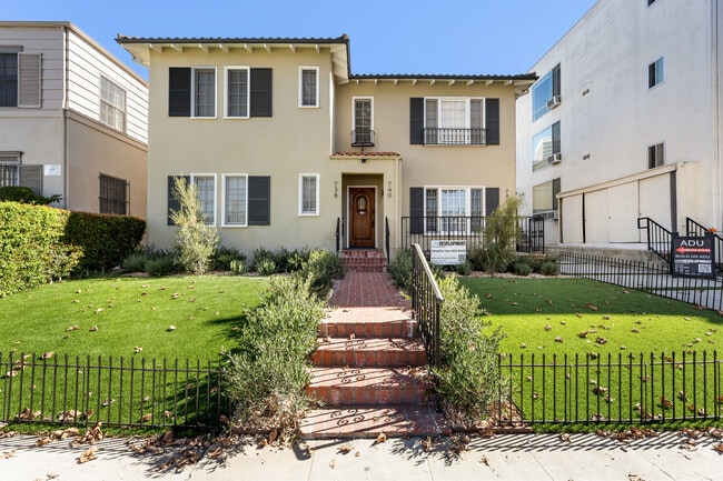 Photo - 738 S Stanley Ave