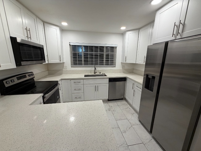 Photo - 1215 Ximeno Ave Unit 3