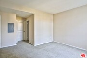 Photo - 6400 Crescent Park E