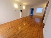 Photo - 2360 Walgrove Ave Unit 3