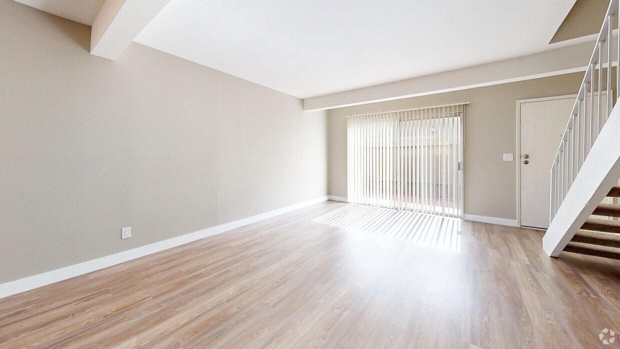 3D Tour - 930 Enterprise Ave.
