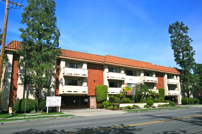 Building Photo - 5421 Kester Ave Unit 1 Rental