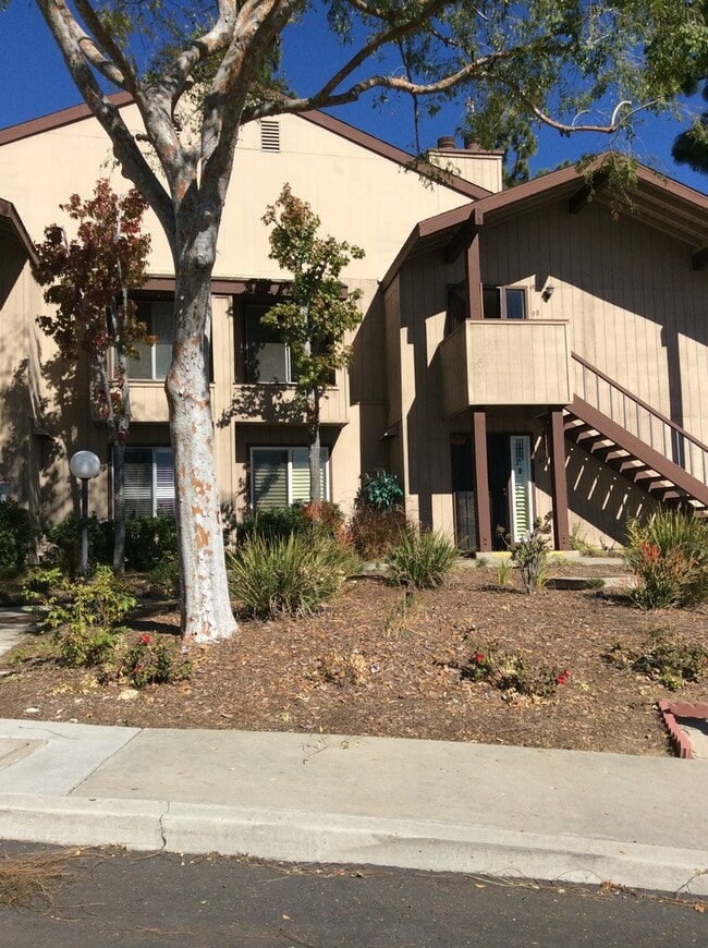 Building Photo - COLLEGE GROVE #98 Unit COLLS GEGROVE2