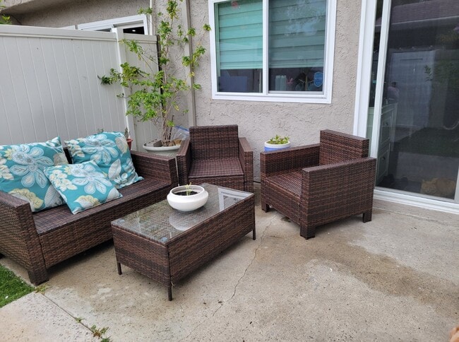 Building Photo - 21708 Lake Vista Dr