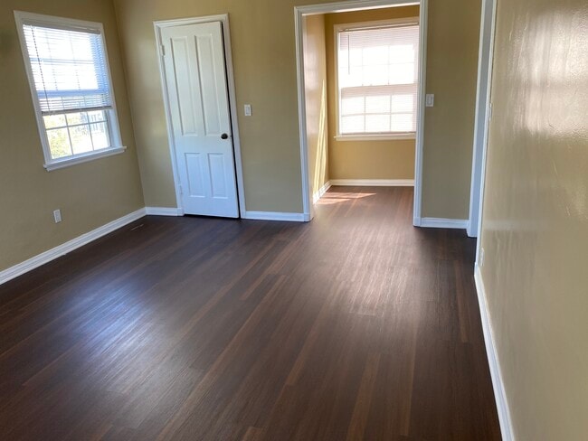 Bedroom - 2019 S Longwood Ave Unit 2019 South Longwood Avenu