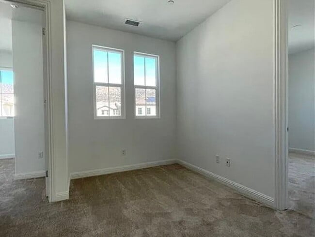 Photo - 20814 Bur Oak Cir