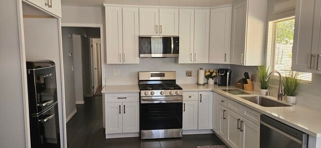 Photo - 7708 Mariposa Trl