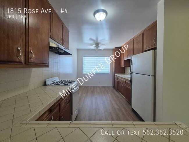 Building Photo - 1815 Rose Ave Unit #4