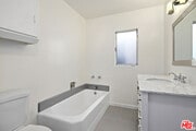 Photo - 121 Crescent Dr Apartment Unit E