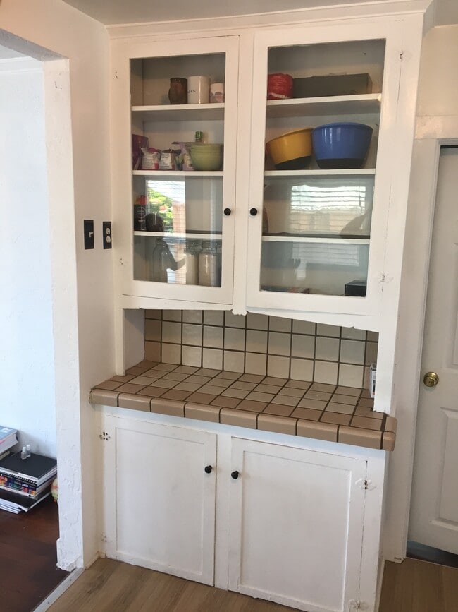 Photo - 104 N Guadalupe Ave