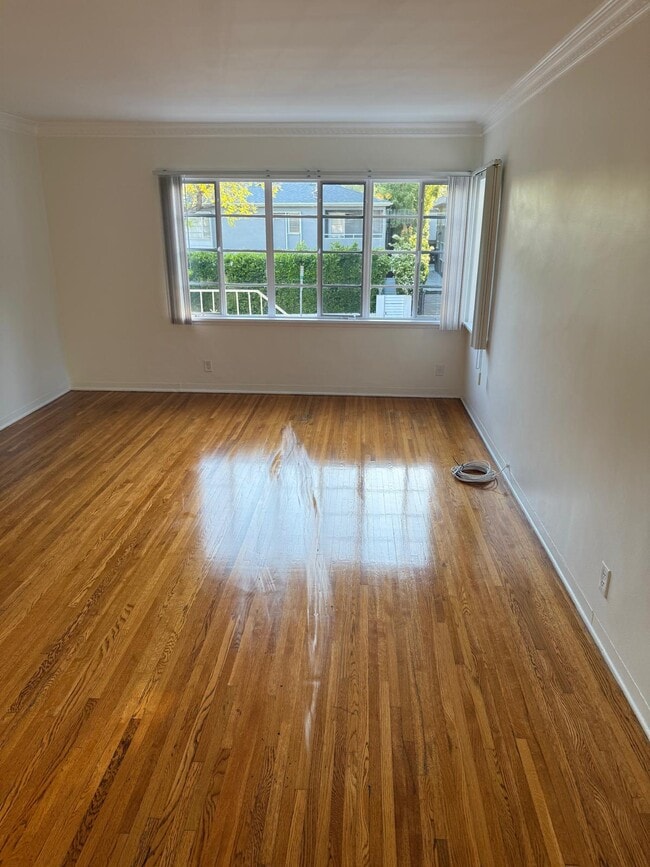 Living room - 1114 N Sweetzer Ave Unit #B