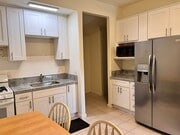 Photo - 1827 Gardenia Ave Unit B-4