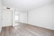 Photo - The Cove Apartments