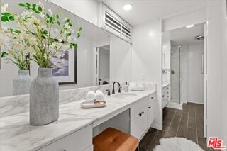 Photo - 1333 S Beverly Glen Blvd