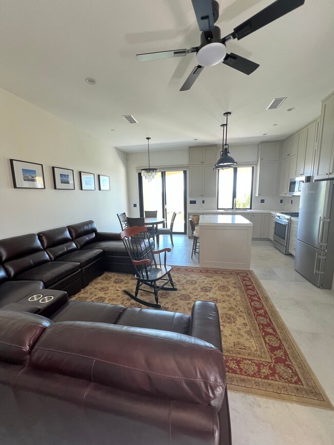 Photo - 18336-38-18338 Via Ambiente House