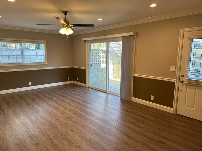 Photo - 32 Esperanza Ave