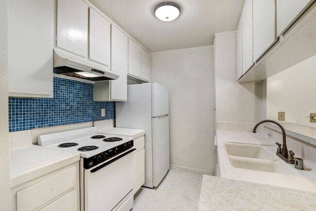 Photo - 230 Pacific St Unit 104