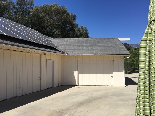 Photo - 4477 Meadowlark Ln Unit A