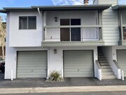 Photo - 2955 Columbia St