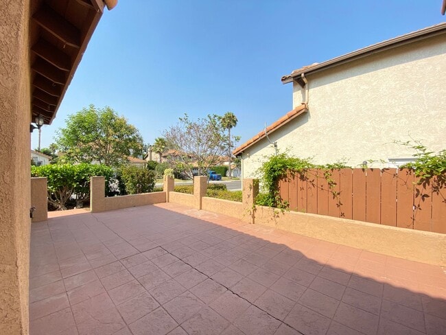 Photo - Santa Fe Hills 4 Bedroom Home