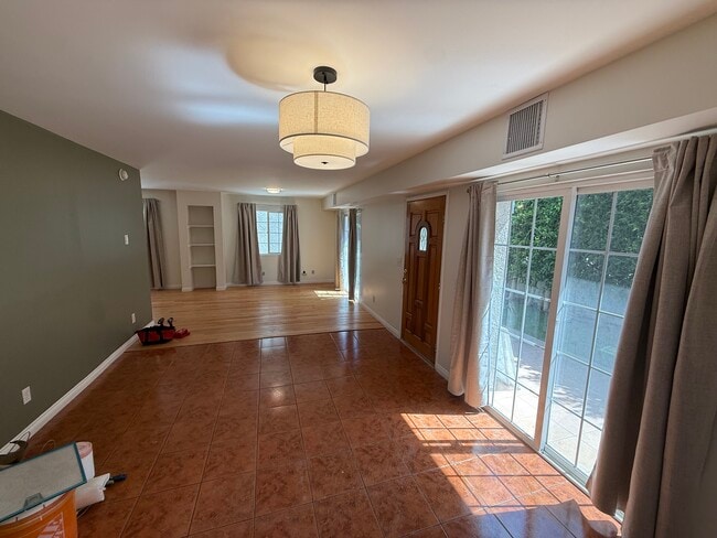 Photo - 2446 S Centinela Ave Unit 2446