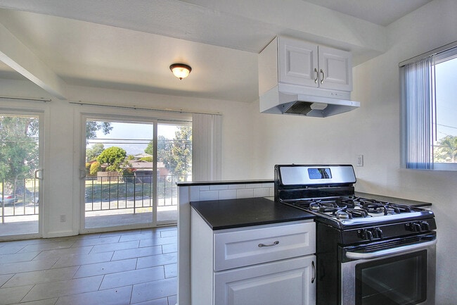 Building Photo - 6671 Sabado Tarde Rd Unit A