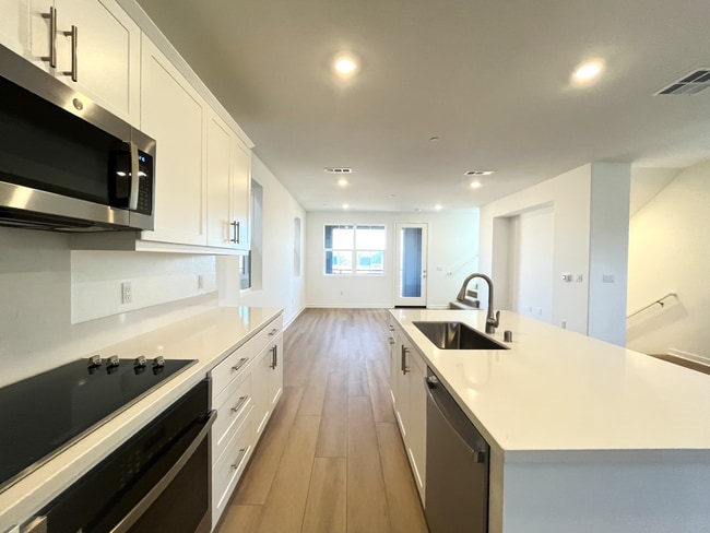 Photo - 3 bed, 2.5 bath in Ontario, CA!