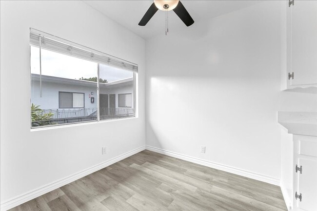 Photo - 2464 Penmar Ave Unit 08