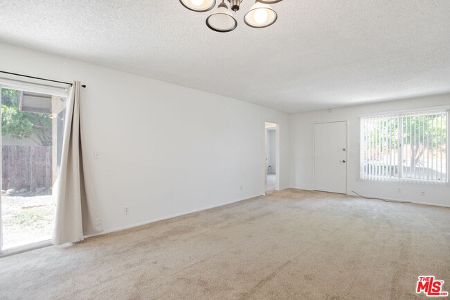 Photo - 5464 Evelyn Dr