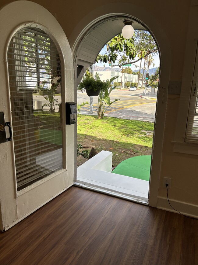 Photo - 515 N Garfield Ave