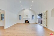 Photo - 344 S Swall Dr