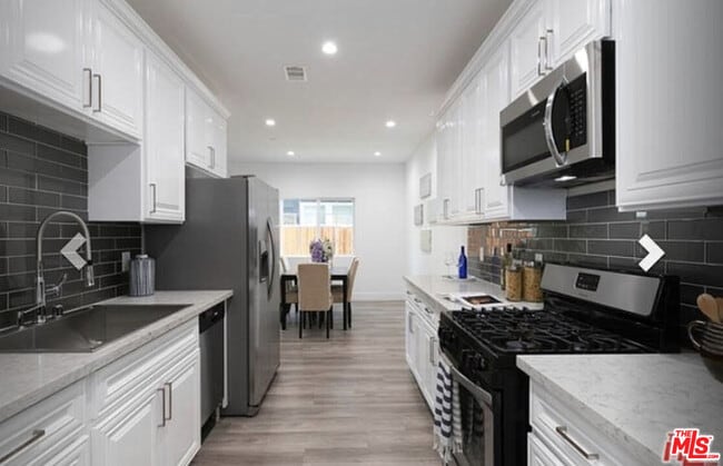 Photo - 1629 Ridgeley Dr