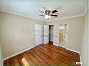 Photo - 648 W 91st St